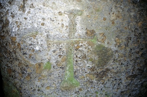 Via cava simbolo croce